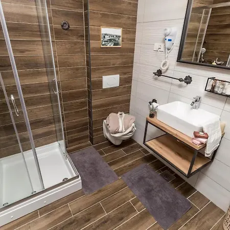 Apartment Four Seasons *